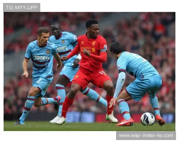 低位防守与空间压缩 曼城客场战胜利物浦战术细节分析 低位防守与空间压缩 曼城客场战胜利物浦战术细节分析